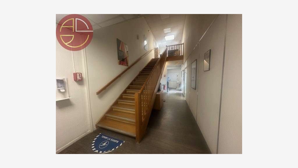 A louer entrepôt 1150m² à Toulouse Zone Thibaud