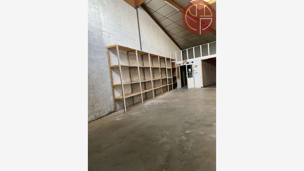 Location local 330m² à Toulouse ZI Thibaud