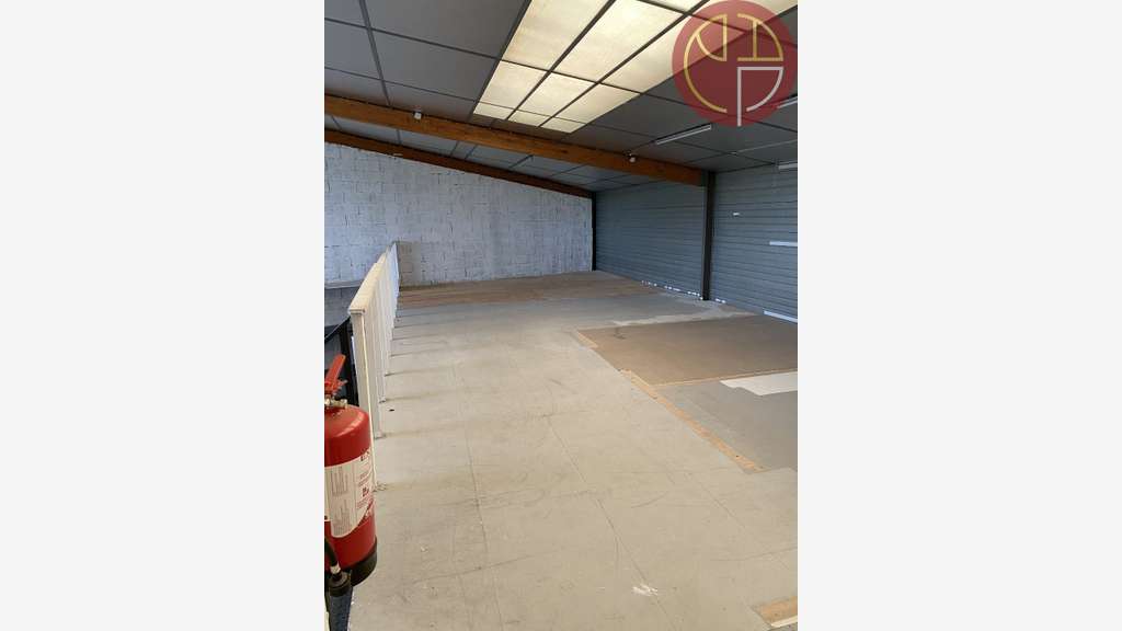 Location local 330m² à Toulouse ZI Thibaud
