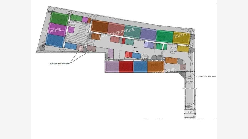 A louer cellule d'activités 173m² à Treillières