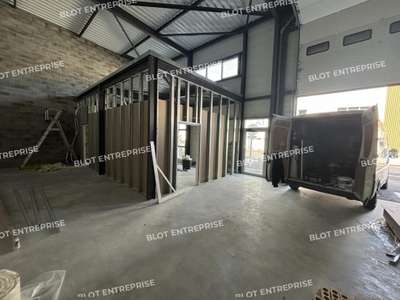 Location Locaux d'activités - Entrepôts à Treillières