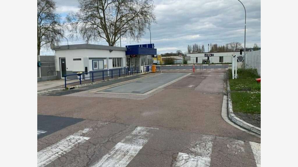 Bâtiment industriel 5000m² à louer à Troyes
