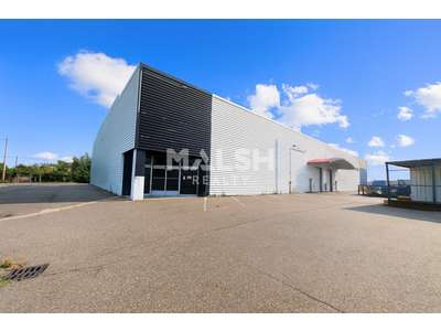 Location Locaux d'activités - Entrepôts à Vaulx-en-Velin