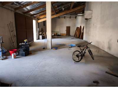 Location Locaux d'activités - Entrepôts à Vauvert