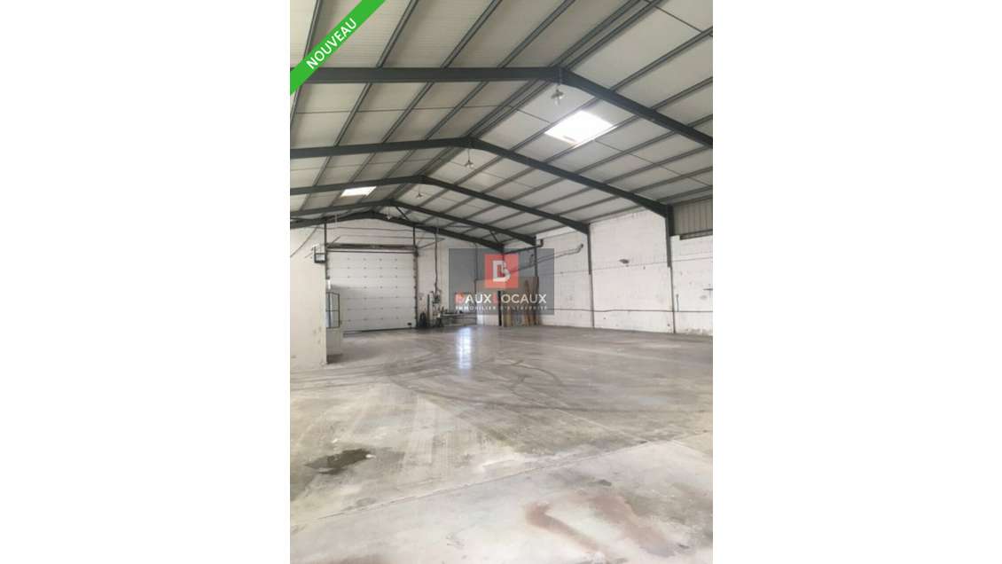 Entrepôt local d activité 500m² à louer à Vedène