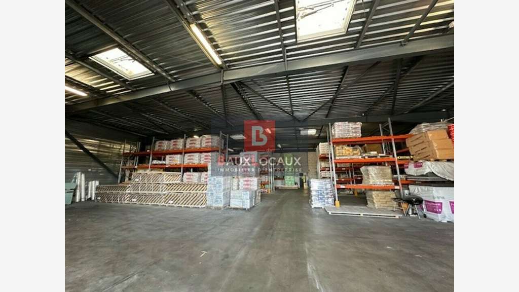Local d'activité atelier de 1420m² à louer Vedène