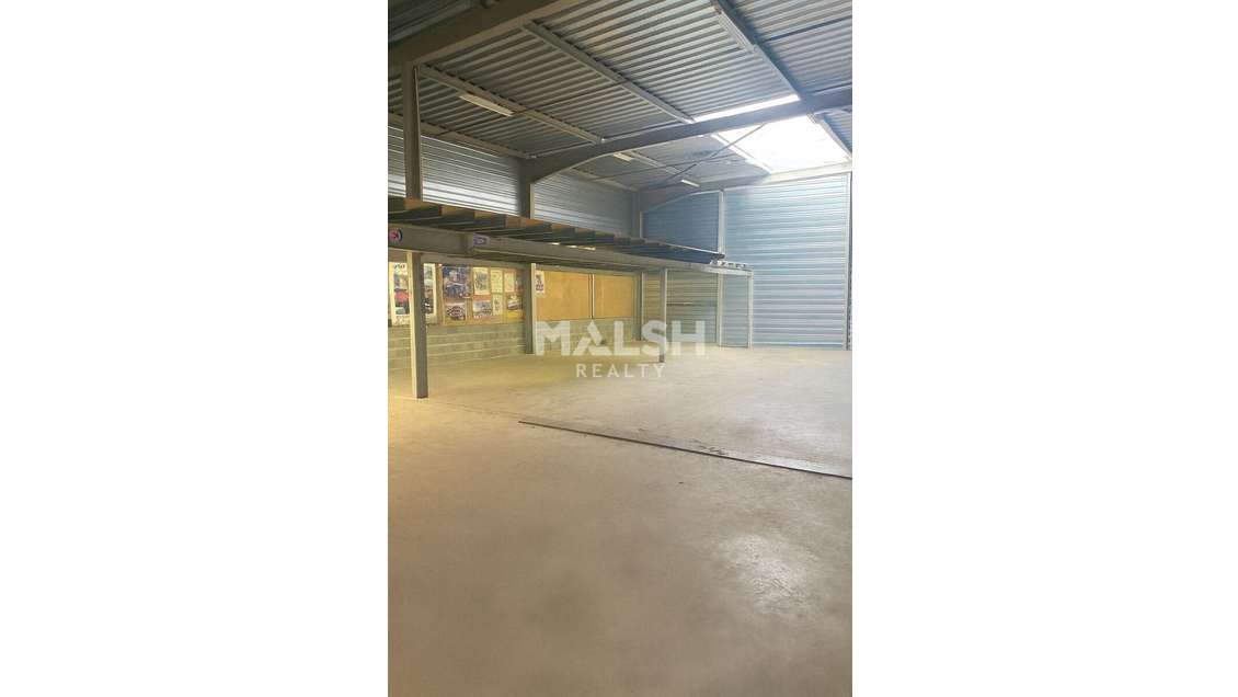 Local d'activité à louer 480m² à Vienne ZI Leveau