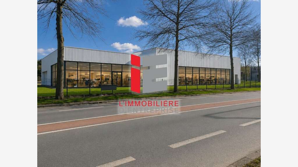 A louer cellule commerciale 234m² à Vitré