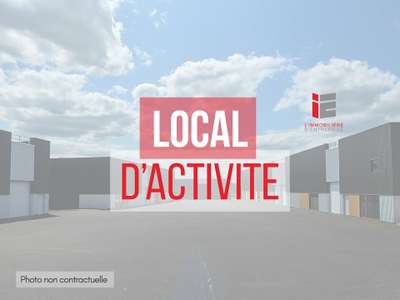 Cellule d'activité 287m² à louer à Vitré