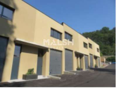 Locaux 1220 m² div à louer à Fleurieu sur Saône