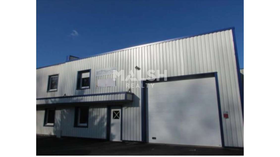 Locaux 1220 m² div à louer à Fleurieu sur Saône