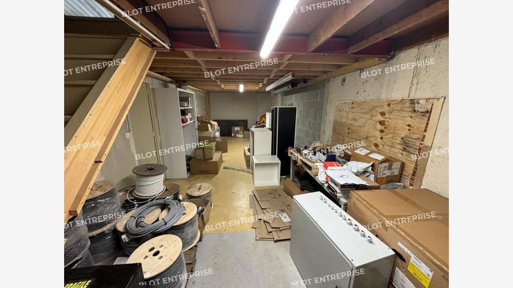 A louer locaux mixte 222m² La Chapelle-sur-Erdre