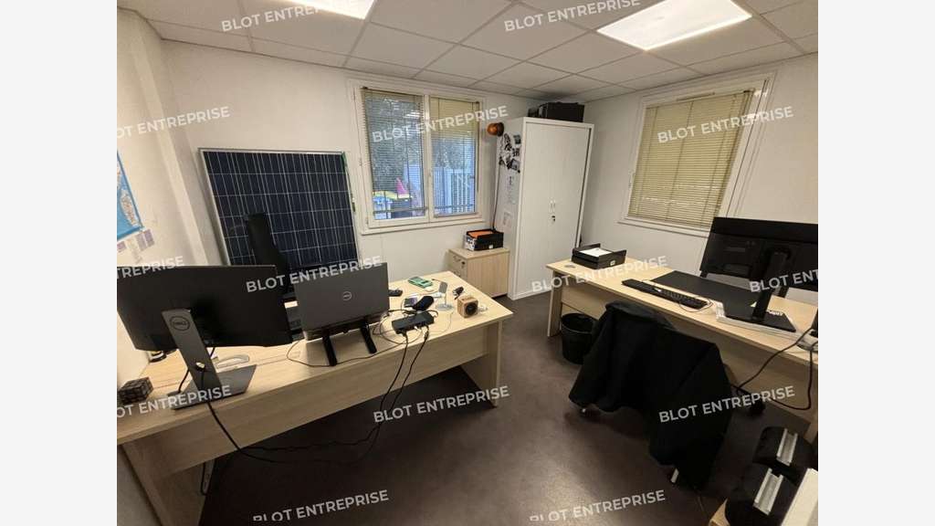 A louer locaux mixte 222m² La Chapelle-sur-Erdre
