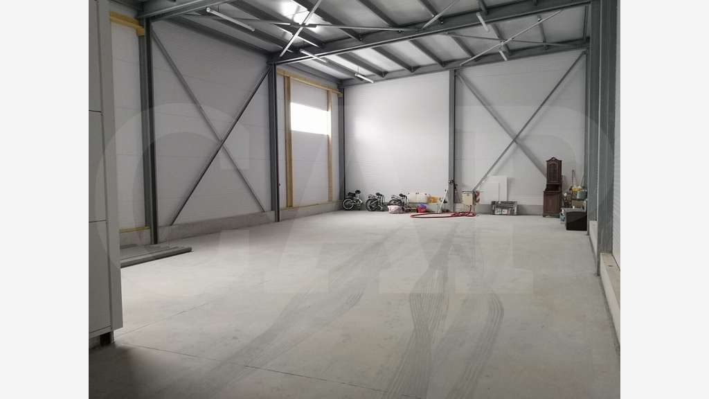 A louer bâtiment neuf 180m² à Noyal-Pontivy