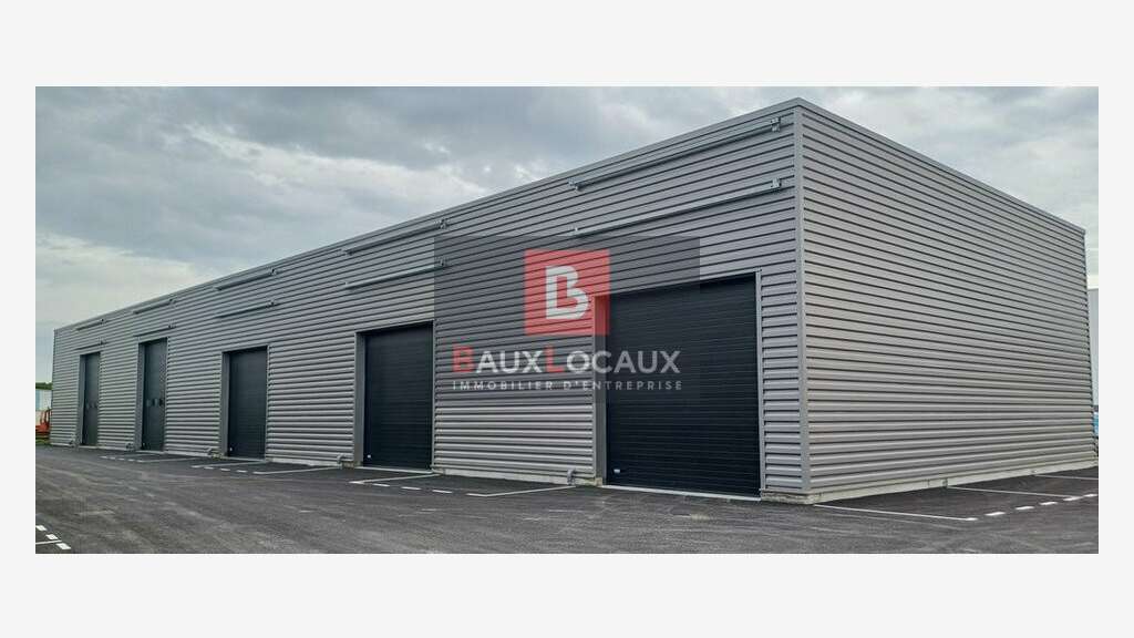 A louer local d'activité 435m² divisible à Garons