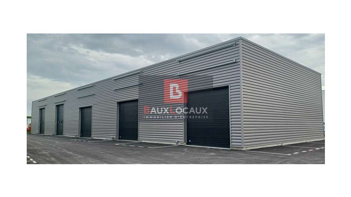 A louer local d'activité 435m² divisible à Garons