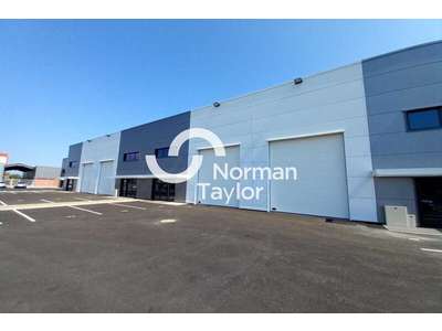 Location Locaux d'activités - Entrepôts à Perpignan