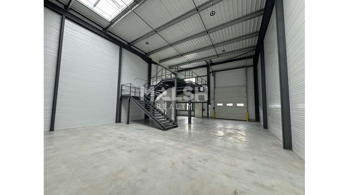 Loue locaux d'Activités de 2634m² à Saint Etienne