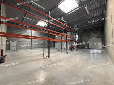 A louer locaux d'activités 330m² Saint Herblain