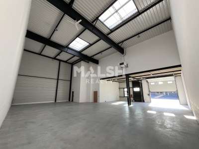 Location Locaux d'activités - Entrepôts à Saint-Priest