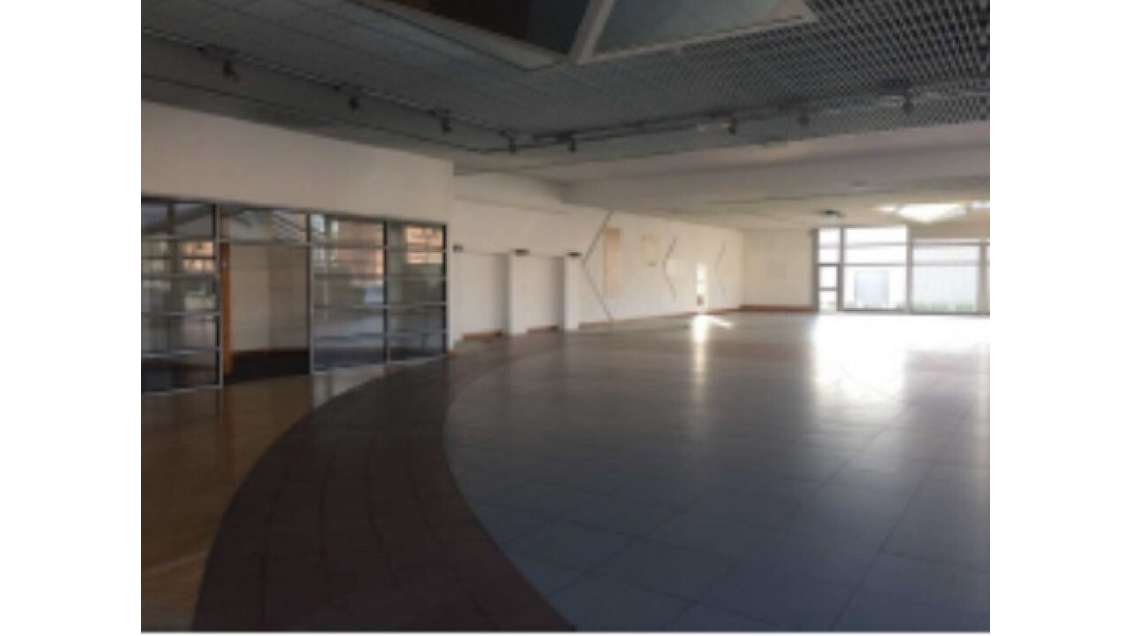 Locaux d'activités à louer à Soissons zone mixte 