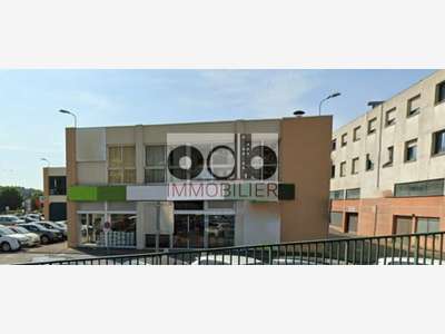 A louer locaux activité 979m² Vallauris St Bernard