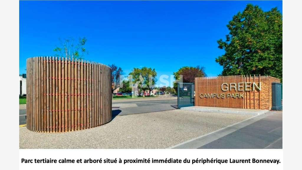 A louer local d'activité 1376m² à Vénissieux Nord