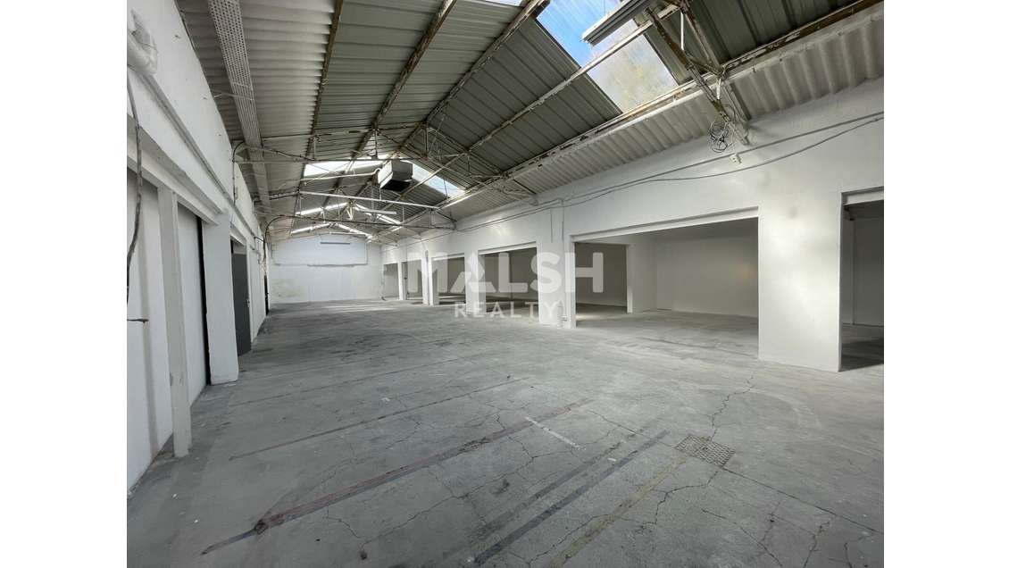 A louer local 1380m² divisibles à Villeurbanne