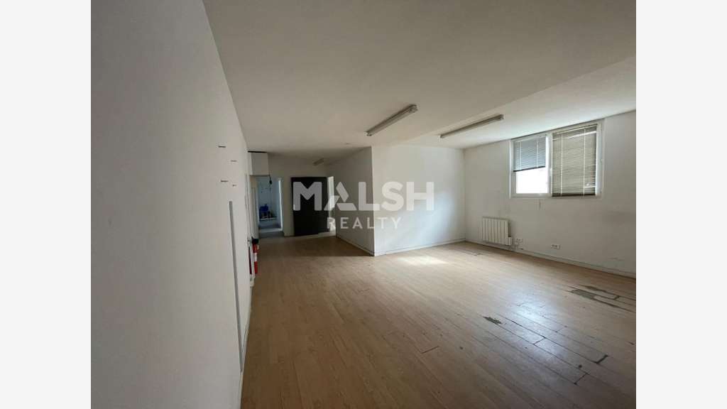 A louer local 1380m² divisibles à Villeurbanne