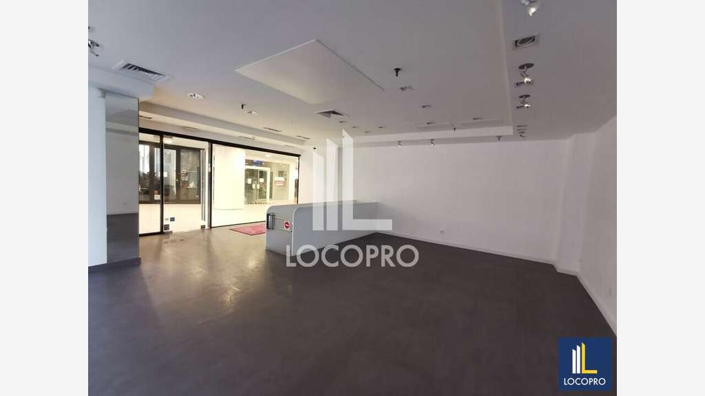 A louer local 75m² à Cannes proche rue d'Antibes