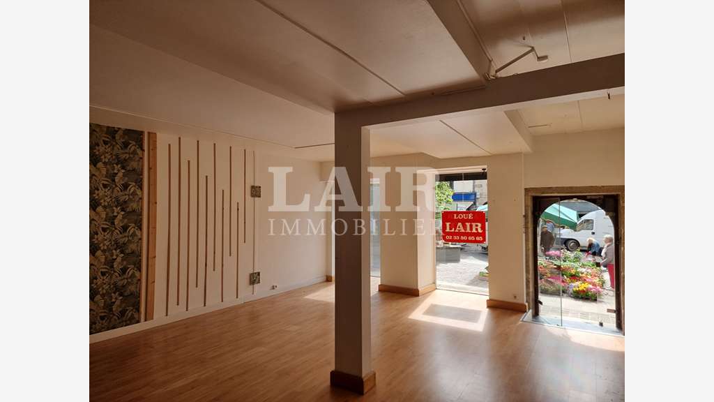 Loue local commercial 55m² centre ville d'Alençon