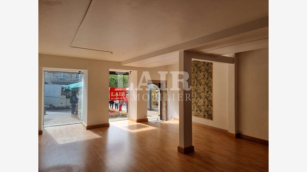 Loue local commercial 55m² centre ville d'Alençon