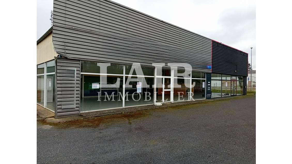 A louer local d'activité 700m² à Argentan  