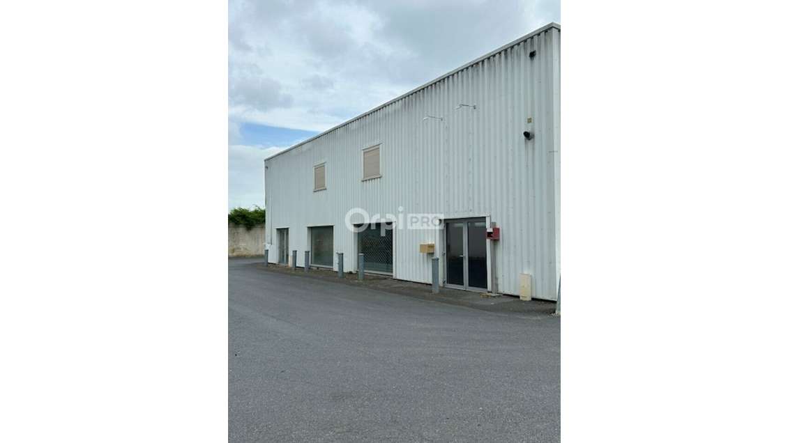 Local modulable neuf de 192m² à louer à Betheny