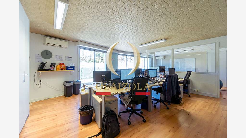 A louer local commercial 2 pièces 63m² à Biarritz