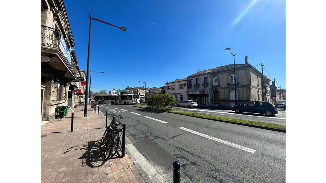Bureau commercial 125m² à louer Bordeaux boulevard