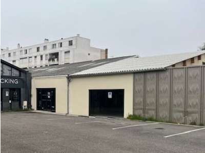 Location Locaux commerciaux - Boutiques à Bordeaux