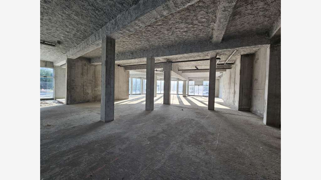 Loue local commercial de 855m² Bordeaux Chartrons