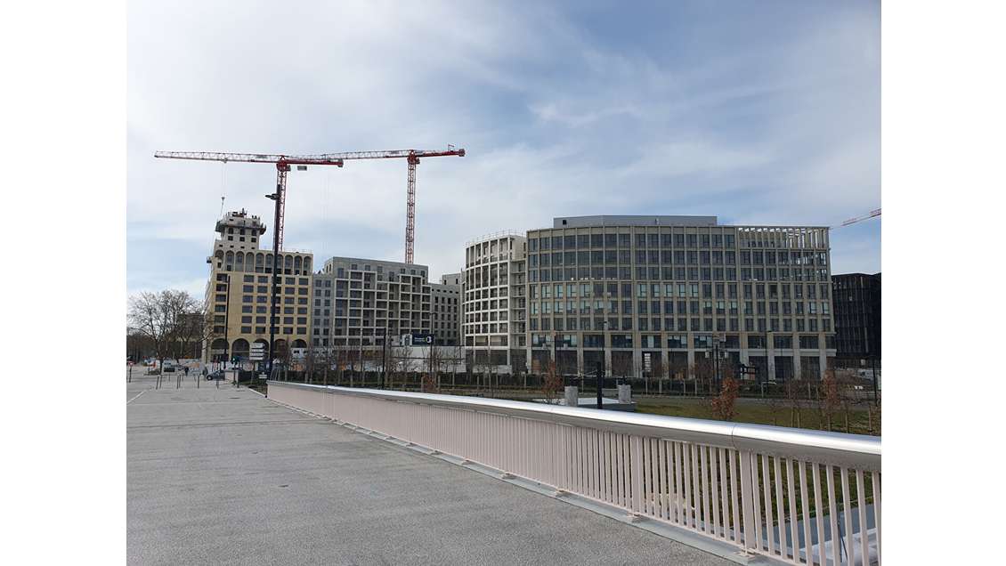 Local 537m² à louer à Bordeaux Quai de Brienne