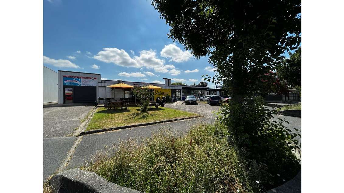 Entrepôt 230m² à louer ZI de Bordeaux Nord