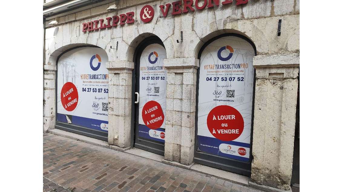Boutique empl N°1 rue piétonne Bourg-en-Bresse