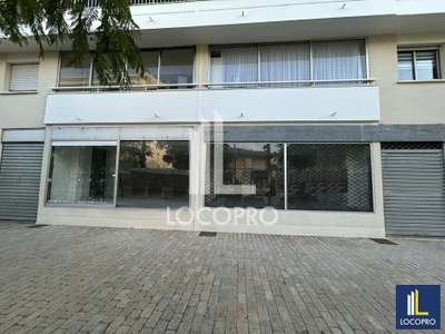 Loue local commercial 70m² à Cannes Francis Tonner