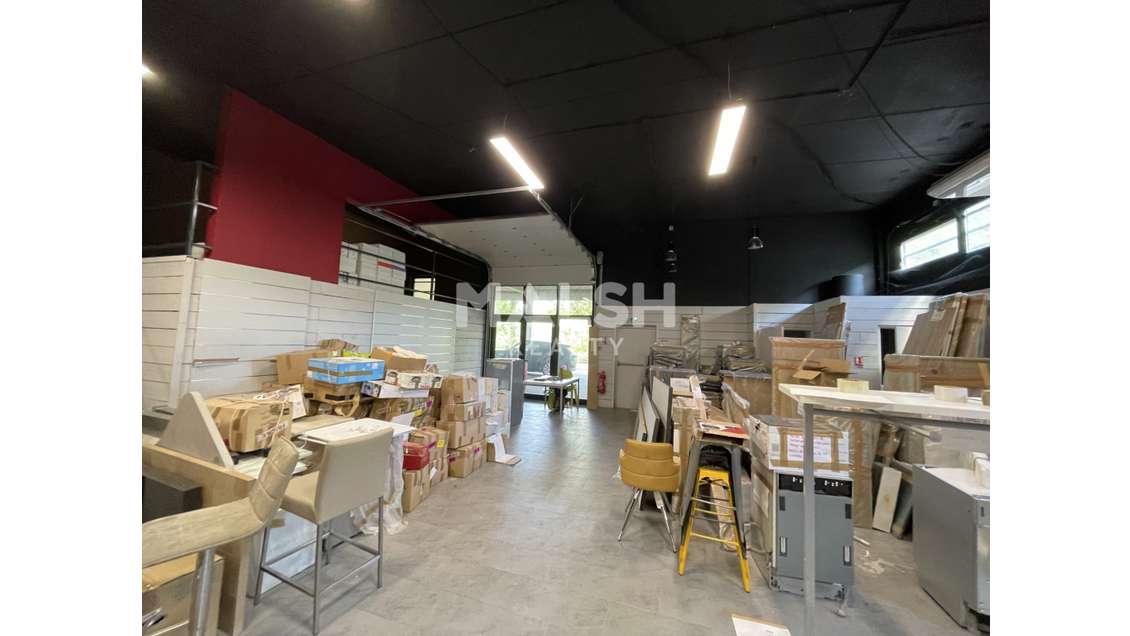 Loue local commercial 203m² Champagne au Mont d'Or