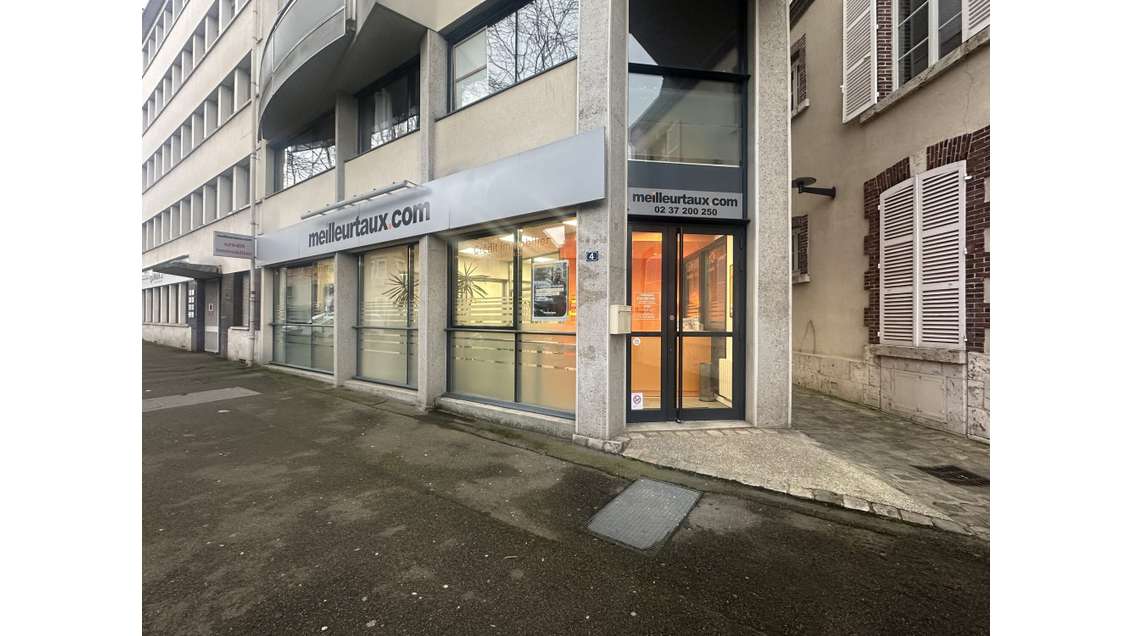 Local commercial 118m² à louer à Chartres