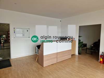 Local commercial 450m² à louer à Cholet