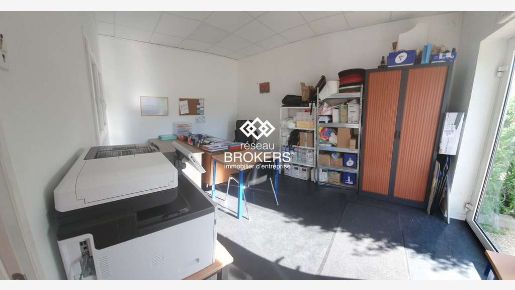 Location local d'activité 188m² en za à Gerzat A71