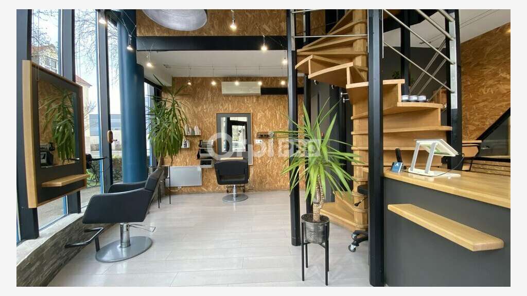 Local commercial d'angle 95m² à louer à Colmar