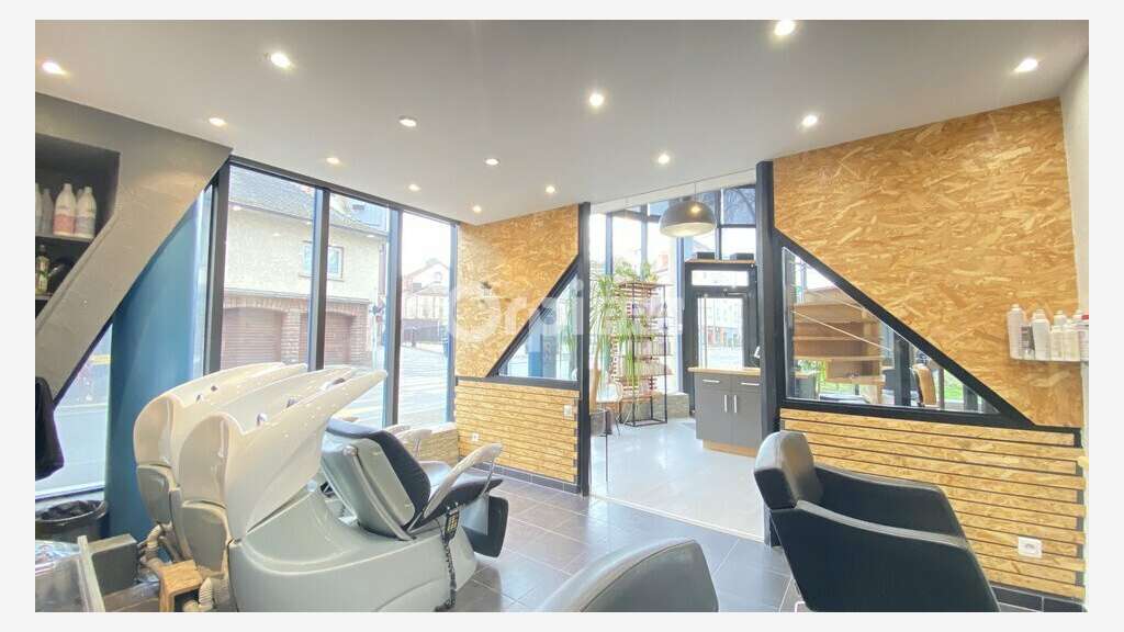 Local commercial d'angle 95m² à louer à Colmar