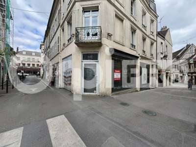 Location Locaux commerciaux - Boutiques à Compiègne