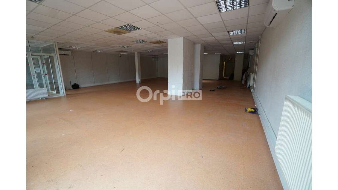 Local commercial 132m² à louer sur Dijon